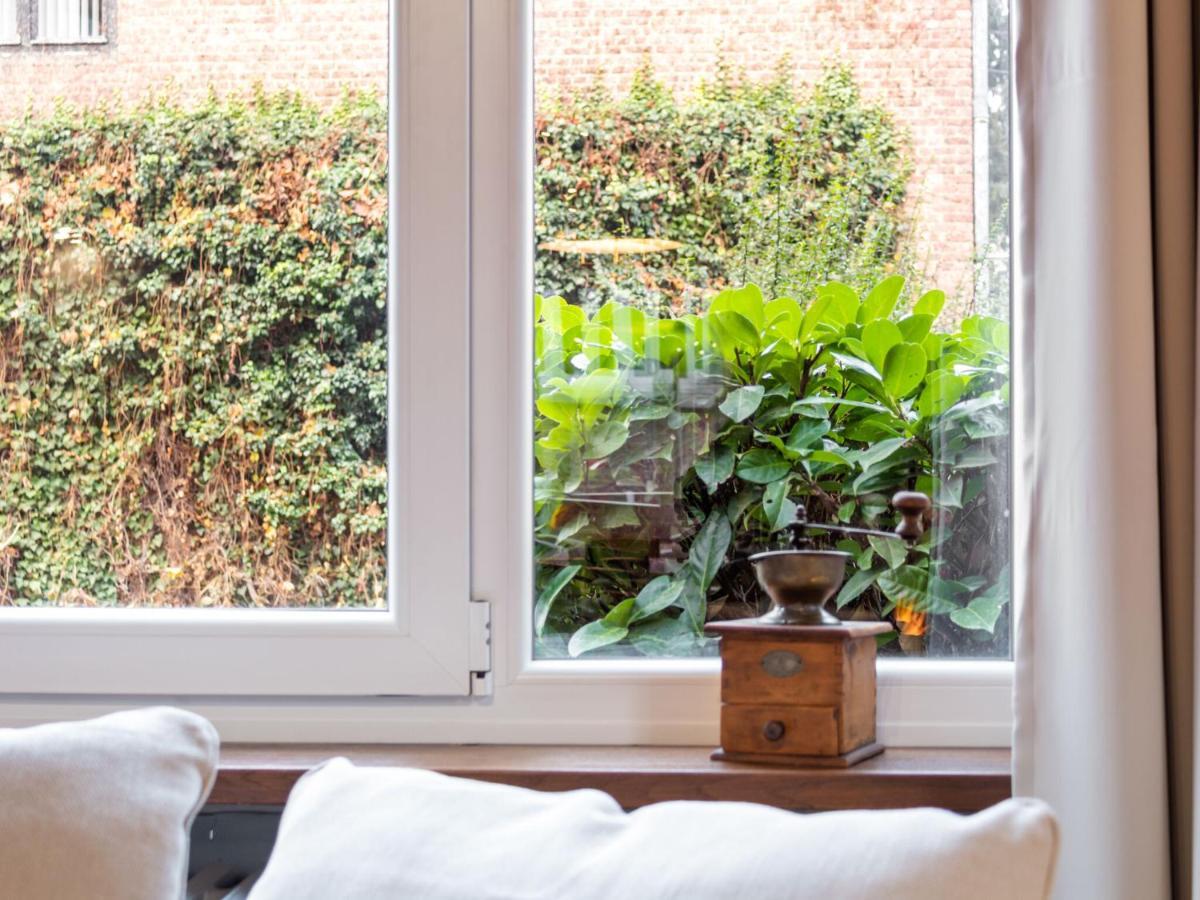 Stylish Apartment In Dinant Near The Maas Exteriör bild