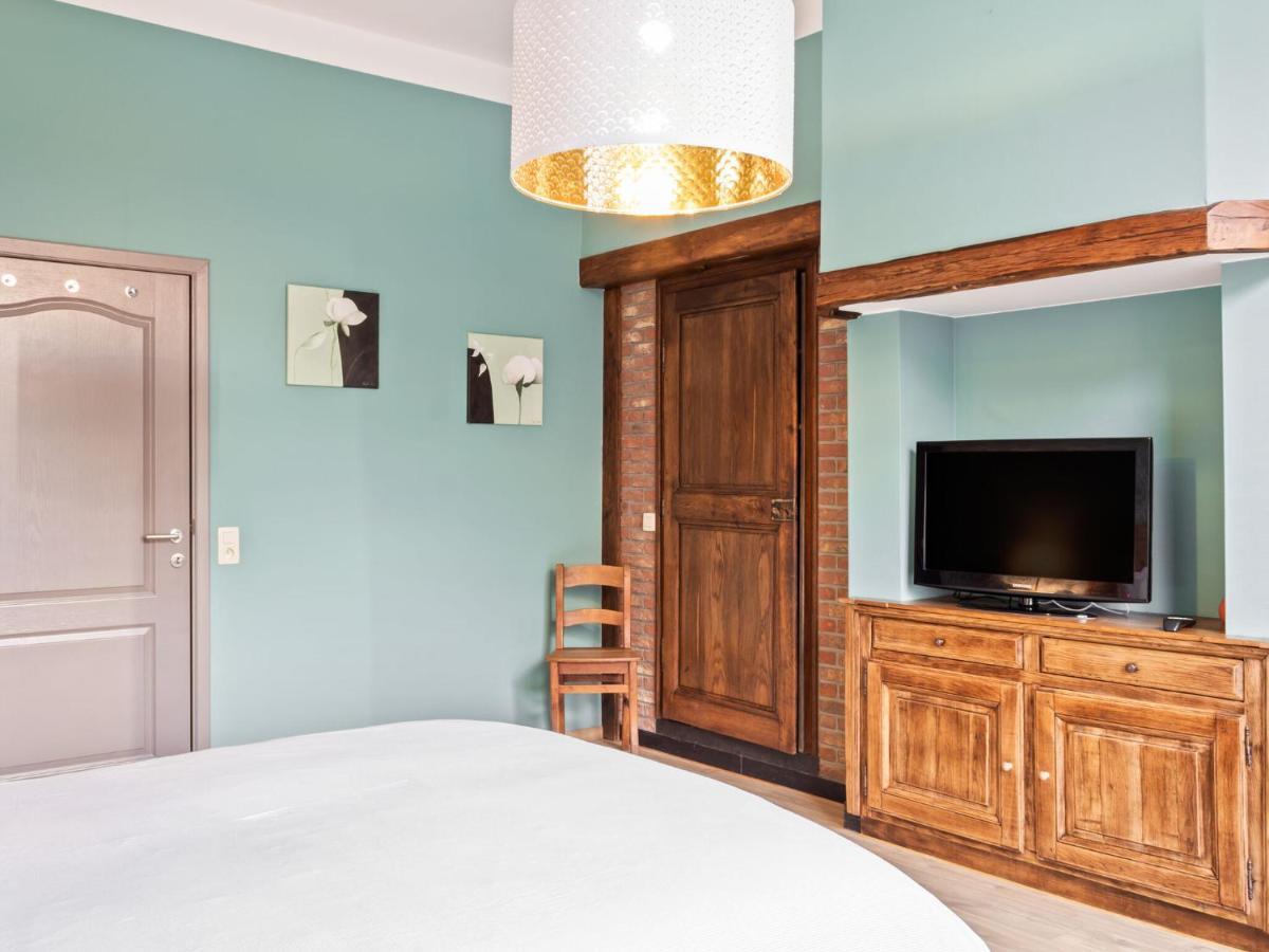 Stylish Apartment In Dinant Near The Maas Exteriör bild