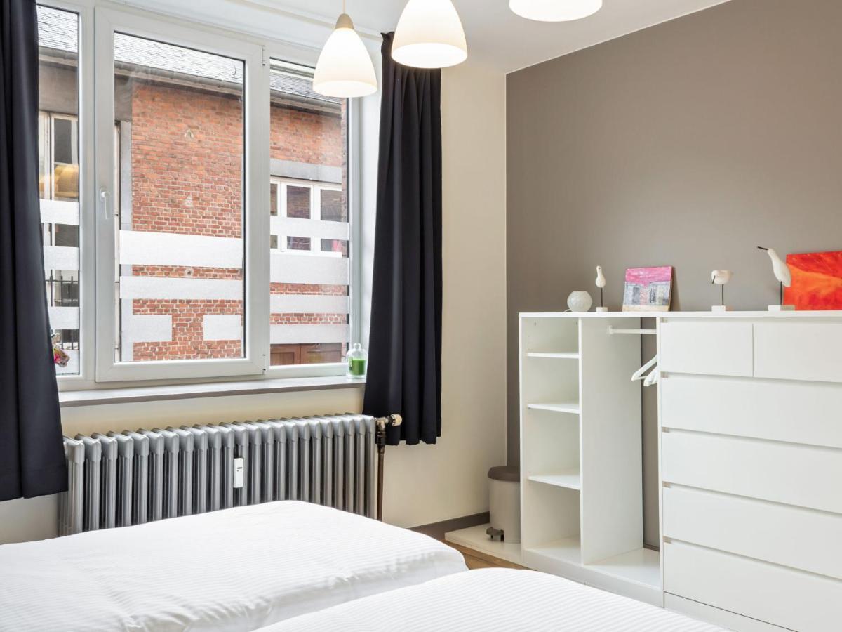 Stylish Apartment In Dinant Near The Maas Exteriör bild