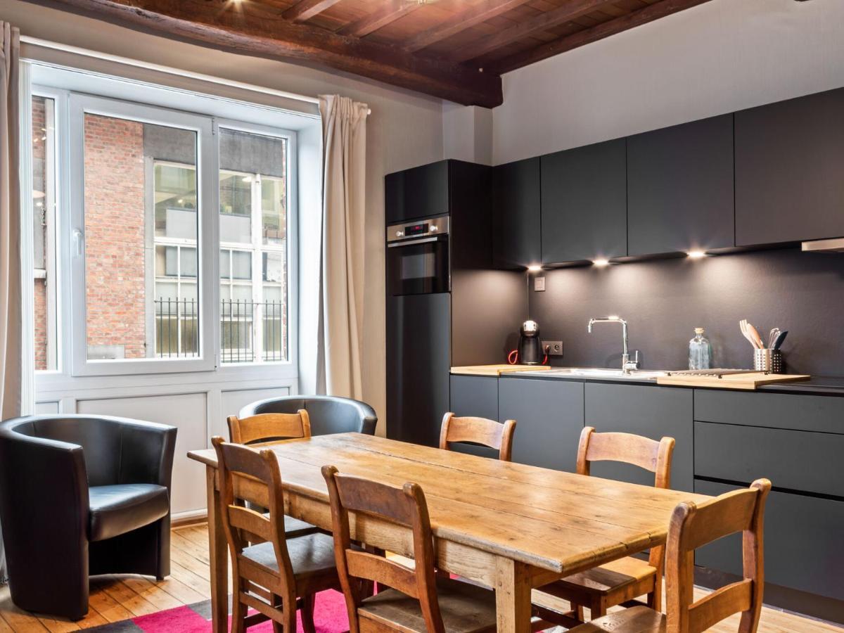Stylish Apartment In Dinant Near The Maas Exteriör bild